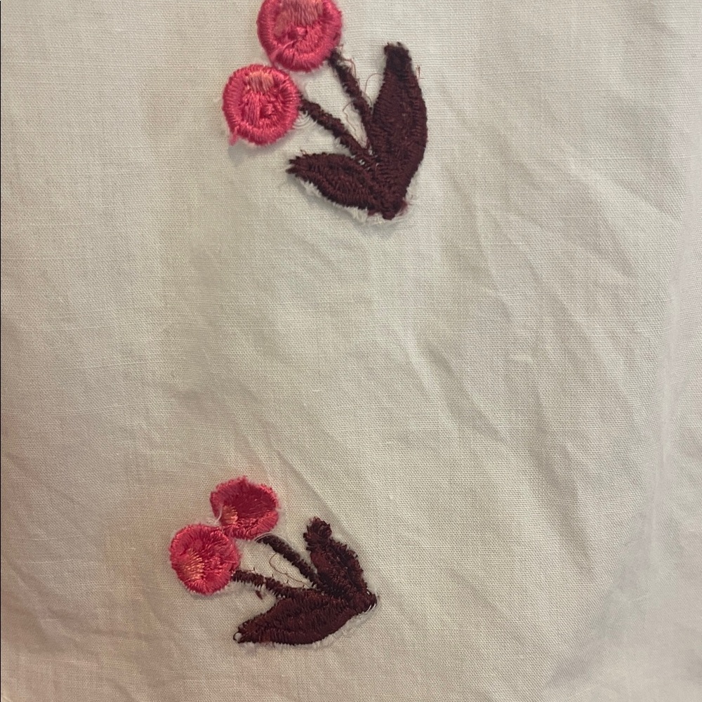 NWT Anthropologie White Button-Up Shirt with Pink & Black Floral Embroidery - Picture 4 of 8